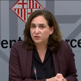 Ada Colau pide mayor implicación de la Generalitat para dar respuesta a la situación de las residencias de mayores