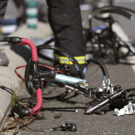 Un ciclista muerto y ocho heridos por un atropello en A Guarda. EFE