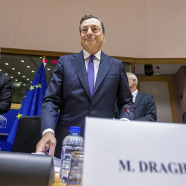 El presidente del BCE, Mario Draghi, en la Comisión de Asuntos Económicos del Parlamento Europeo, en Bruselas. EFE/Stephanie Lecocq