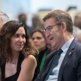 La presidenta de la Comunidad de Madrid, Isabel Díaz Ayuso, y el presidente del Partido Popular, Alberto Núñez Feijóo, a 26 de enero de 2024, en Madrid. - EP