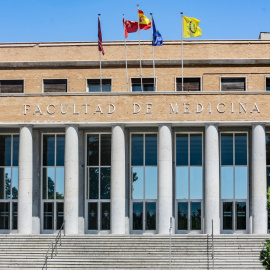 Fachada de la Facultad de Medicina de la Universidad Complutense de Madrid. /Europa Press