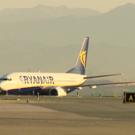 Reclamador.es celebra la sentencia a Ryanair por cobrar equipajes de mano