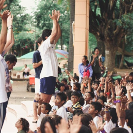 Imagen de 'Summercamp Battambang', uno de los proyectos galardonados con los Premios al Voluntariado Universitario de la Fundación Mutua Madrileña.