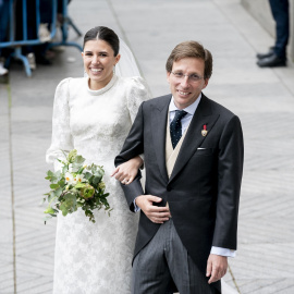  José Luis Martínez-Almeida y Teresa Urquijo salen de su boda en la parroquia San Francisco de Borja, a 6 de abril de 2024, en Madrid. A. Pérez Meca / Europa Press