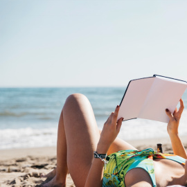 Leer en verano.- Freepik