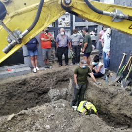 Aumentando el perímetro de búsqueda de la exhumación