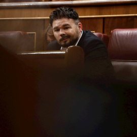 26/02/2020.- El portavoz de ERC, Gabriel Rufián durante la sesión de control al Gobierno, este miércoles, en el Congreso de los Diputados, en Madrid. EFE/Mariscal