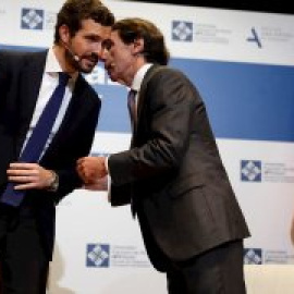 Aznar aconseja a Casado que ignore a Vox cuando haga oposición al Gobierno