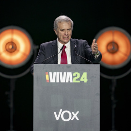  El líder del Partido Republicano de Chile, José Antonio Kast, interviene durante el acto ‘Viva 24’ de VOX, en el Palacio de Vistalegre, en Madrid. Imagen: A. Pérez Meca / Europa Press