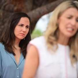  Ione Belarra y Yolanda Díaz durante un acto de Sumar, en Navarra. Iván Delgado / Europa Press.