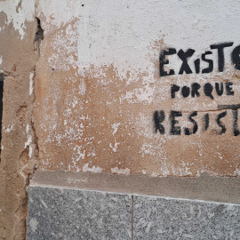  Imagen de una pintada en Cáceres. Público