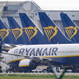 Aviones de Ryanair en la pista del aeropuerto de Dublín. Niall Carson / Europa Press / Archivo