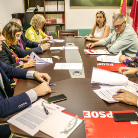 Foto de la mesa que negoció el acuerdo. / PRC - EP