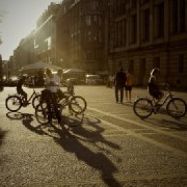 Radiografía del usuario de la bicicleta en Madrid: el 85% tiene estudios universitarios y casi dos tercios son hombres