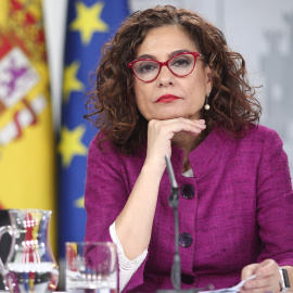 La ministra de Hacienda y Portavoz del Gobierno, María Jesús Montero, durante la rueda de prensa posterior al Consejo de Ministros. E.P./Eduardo Parra