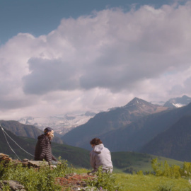 Pau Donés y Jordi Évole en el Valle de Arán durante la grabación del documental 'Eso que me das'. / FESTIVAL DE MÁLAGA