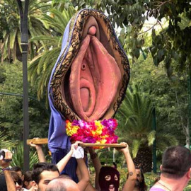 Imagen de la 'Procesión del santísimo coño insumiso'