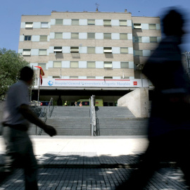 Exterior del Hospital Gregorio Marañón. EFE/Javier Lizón