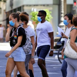 Las mayores densidades de población de los barrios de clase media y baja suponen un factor propicio para la propagación del coronavirus.