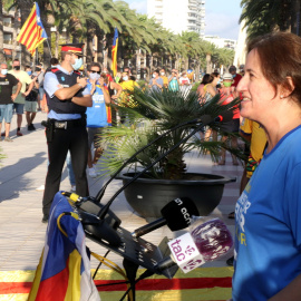 La presidenta de l'ANC, Elisenda Paluzie, s'adreça als concentrats en la concentració a Salou el passat 22 d'agost. Eloi Tost | ACN