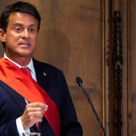 Manuel Valls, durant la sessió constitutiva de l'Ajuntament de Barcelona. EFE / Quique Garcia