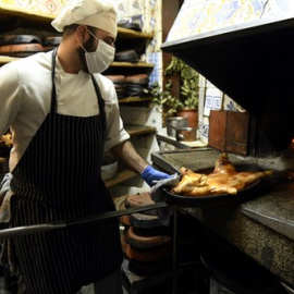 Reapertura de un restaurante en Madrid tras el confinamiento. /Europa Press