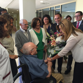 Susana Díaz en una visita a la residencia para personas mayores Fundomar Los Bermejales