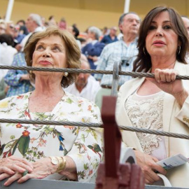 Carmen Martínez-Bordiú y su madre, Carmen Franco Polo, en una imagen de archivo. EFE