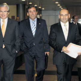 El exjuez Baltasar Garzón, el exfiscal de la Audiencia Nacional Javier Zaragoza, y el juez Javier Gómez Bermúdez, en un conferencia sobre blanqueo de dinero en Andorrra, acompañados del abogado Jose María Fuster-Fabra, en una fotografía de octubre d