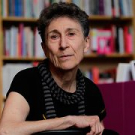 Silvia Federici: "La família és la fàbrica, el lloc de feina de milions de dones"