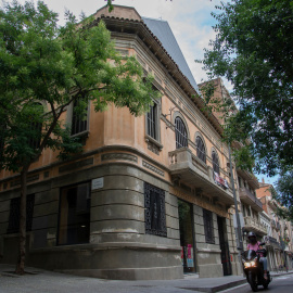 Façana de la Lleialtat Santenca. Laia Ros