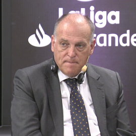 Tebas señala que no se han "planteado" suspender el Clásico