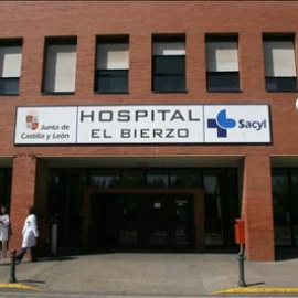 Hospital del Bierzo, de Ponferrada, donde fue atendida la niña de 11 años embarazada. La investigación sobre su estado se centra en su entorno. EFE