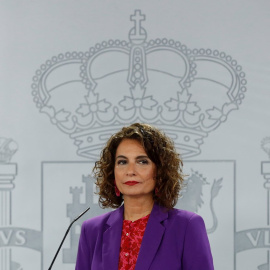 La ministra de Hacienda y portavoz del Gobierno, María Jesús Montero, durante la rueda de prensa posterior a la reunión semanal del Consejo de Ministros. EFE/ J.J. Guillén