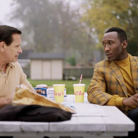 Viggo Mortensen y Mahershala Ali en 'Green book'.