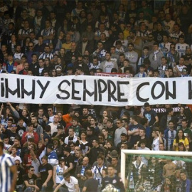 La afición de Riazor recordó a 'Jimmy' Efe