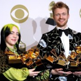 Billie Eilish hace historia en los premios más importantes de la música y Rosalía se alza con su primer Grammy