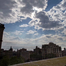 Imagen del campanario de la Universidad de Barcelona. | EFE