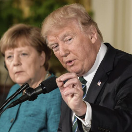 Trump y Merkel ya protagonizaron un estruendoso diálogo de sordos en la cumbre del G-7 de mayo.