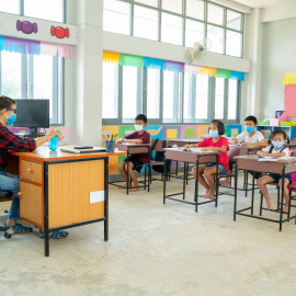 Aula ventanas abiertas