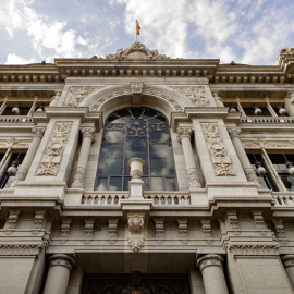 Fachada del edificio del Banco de España situada en la confluencia del Paseo del Prado y la madrileña calle de Alcalá. E.P./Eduardo Parra