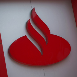 El logo del Banco Santander en una de sus sucursales en Ciudad de Mexico. REUTERS/Edgard Garrido