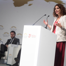 La ministra de Hacienda, María Jesús Montero, durante la inauguración, en Barcelona de la quinta edición del Congreso Mundial de las Zonas Francas. EFE/ Marta Pérez