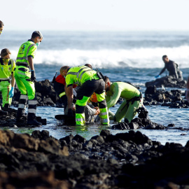 Rescate del cadáver de un migrante tras un naufragio en Lanzarote