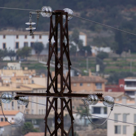 23/12/2021.- Imagen de archivo de una torre eléctrica. EFE/Cati Cladera