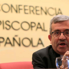 El secretario general de la Conferencia Episcopal, Luis Argüello. (FERNANDO ALVARADO | EFE)