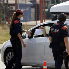 Control policial dels Mossos durant el confinament perimetral del Segrià de l'estiu.