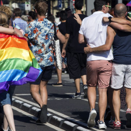 Celebración del día del orgullo LGTBI en las calles de Barcelona. QUIQUE GARCIA (EFE)