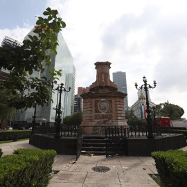 Pedestal en el que se erigirá la estatua de la mujer indígena.