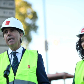 El consejero de Ciudadanos y expresidente de la Comunidad de Madrid, Ángel Garrido, junto a la presidenta Isabel Díaz Ayuso.